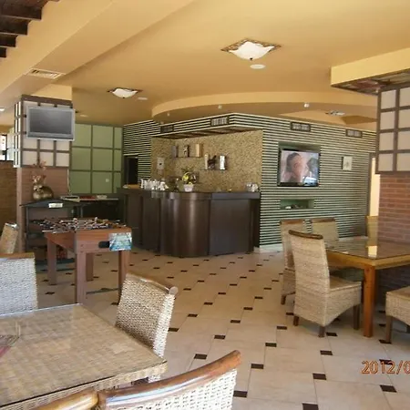 Appartamento Aparthotel Kamelia Garden - Official Rental Nesebar