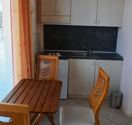 Aparthotel Kamelia Garden - Official Rental 2* Nesebar