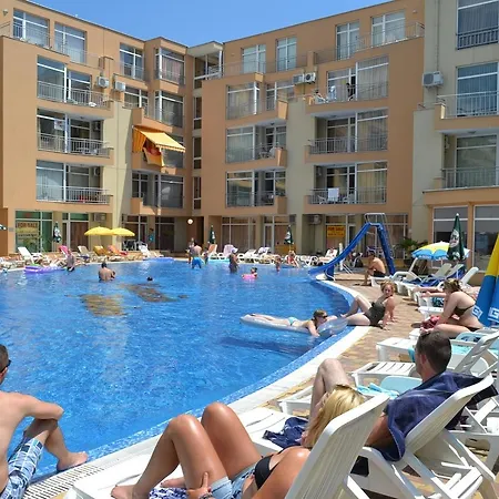 Appartamento Aparthotel Kamelia Garden - Official Rental Nesebar