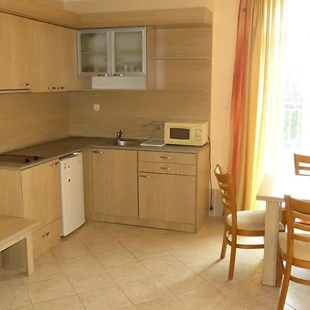 Aparthotel Kamelia Garden - Official Rental Appartamento 2*
